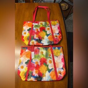 Clinique x Jonathan Cohen 2 Bag Bundle Vibrant Floral Tote - Red and Multicolor